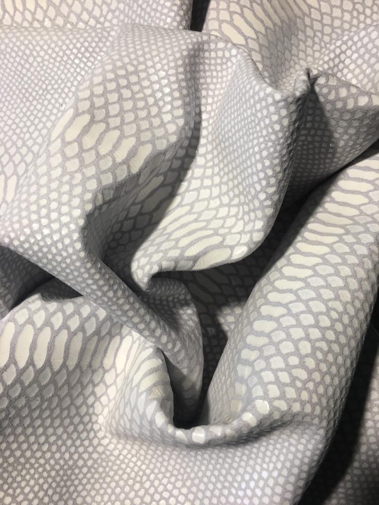 AGNEAU REFENTE CUIR FINITION ECAILLE